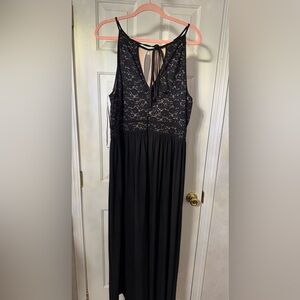 Black Lace Bodice Maxi Dress - Women